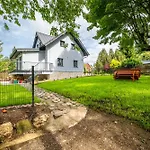 Tatil Evi U Ticheho Lesa *